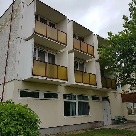 Domino Haz Auberge de jeunesse Siófok