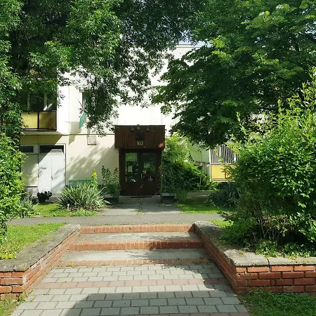Domino Haz Auberge de jeunesse Siófok